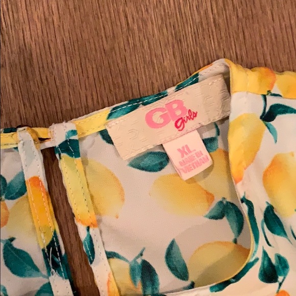 Lemon Design Cold Shoulder Blouse - Picture 3 of 7